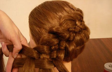 How-to-Weave-Five-Strand-French-Braid-Hairstyle-17.jpg