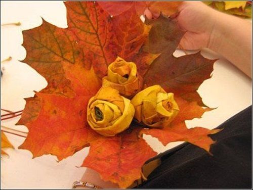 Creative Ideas - DIY Maple Leaf Rose Bouquet 9