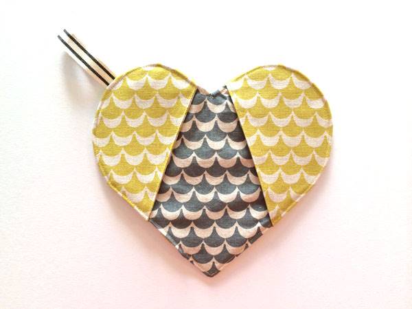 Heart-Shaped Potholder Tutorial with FREE Pattern