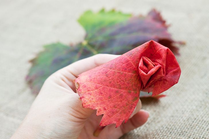 Creative Ideas - DIY Beautiful Grape Leaf Flower Bouquet 3