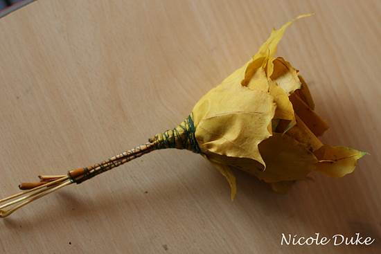 Creative Ideas – DIY Beautiful Maple Leaf Rose 6
