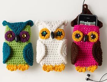 30 Stylish DIY Crochet Phone Cases --> Crochet Owl Cell Phone Cozy