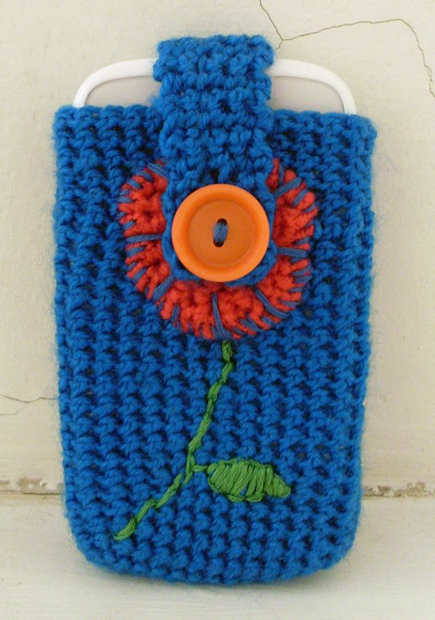30 Stylish DIY Crochet Phone Cases --> Flower Phone Case