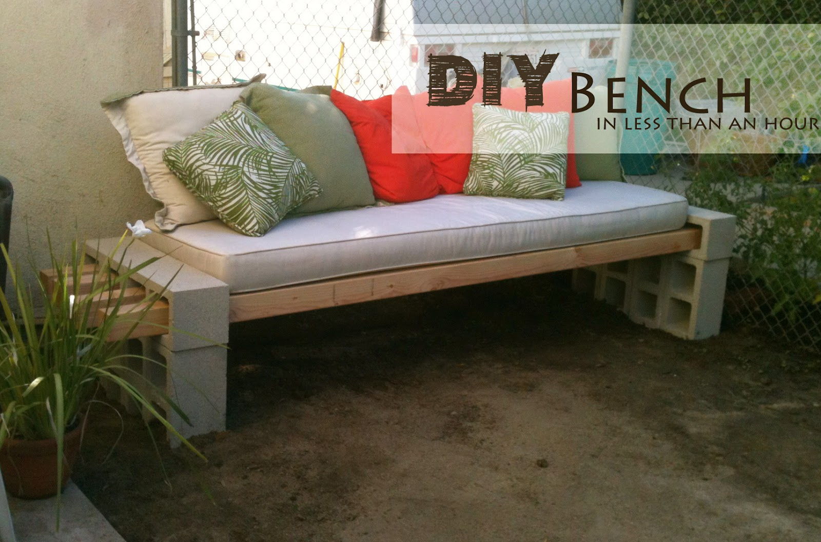 20+ Creative Uses of Concrete Blocks in Your Home and Garden --> DIY Cinder Block Outdoor Bench