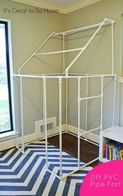 30+ Creative Uses of PVC Pipes in Your Home and Garden --> DIY PVC Pipe Fort