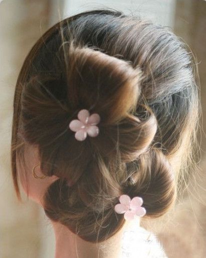 Creative Ideas - DIY Chic Flower Petal Updo Hairstyle 8