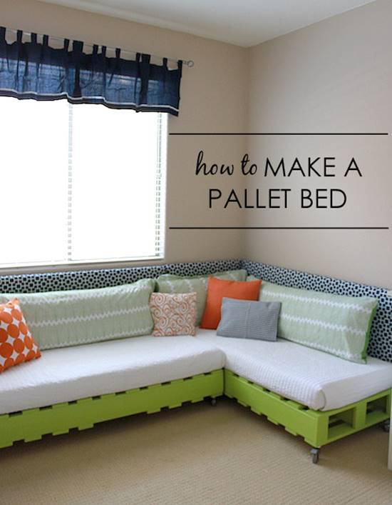 30+ Creative Pallet Furniture DIY Ideas and Projects --> How to Make a Pallet Bed