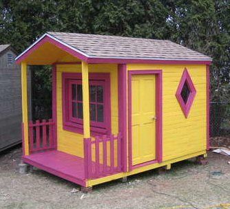 30+ Creative Pallet Furniture DIY Ideas and Projects --> DIY Pallet Playhouse