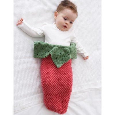 35+ Adorable Crochet and Knitted Baby Cocoon Patterns --> Strawberry Cocoon