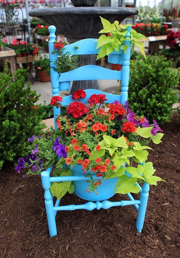 40+ Creative DIY Garden Containers and Planters from Recycled Materials --> Old Chair Garden Pots