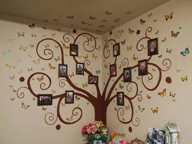 35+ Creative DIY Ways to Display Your Family Photos --> Original Family Tree Wall Decal