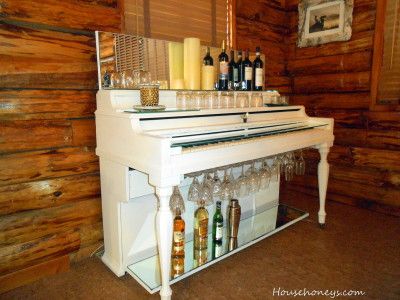 30+ Creative DIY Wine Bars for Your Home and Garden --> DIY Piano Wine Bar