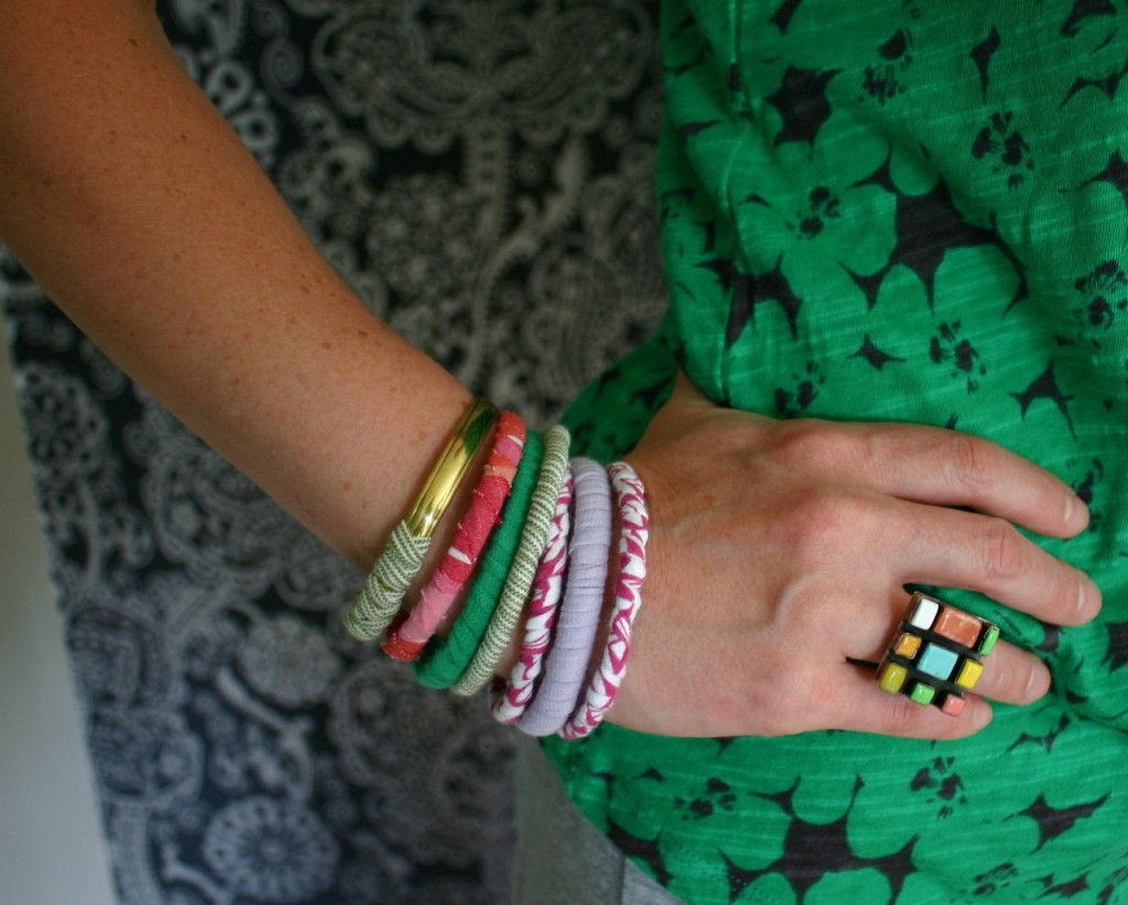 40+ Creative Ideas to Repurpose and Reuse Your Old T-shirts --> T-Shirt Bangle Bracelets