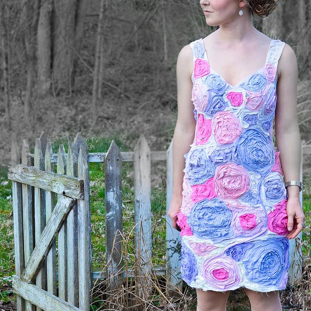 40+ Creative Ideas to Repurpose and Reuse Your Old T-shirts --> DIY T-Shirt Flower Dress