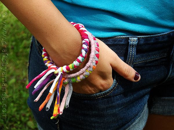 40+ Creative Ideas to Repurpose and Reuse Your Old T-shirts --> DIY Bracelets from Recycled T-shirts