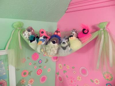 20+ Creative DIY Ways to Organize and Store Stuffed Animal Toys --> A Fancy 'Bird's Nest'