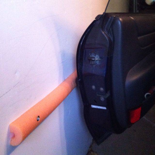 25+ Easy and Useful Car Hacks Every Driver Should Know --> Use Half of a Pool Noodle as a Bumper to Protect Your Car Door from Bumping on the Garage Wall