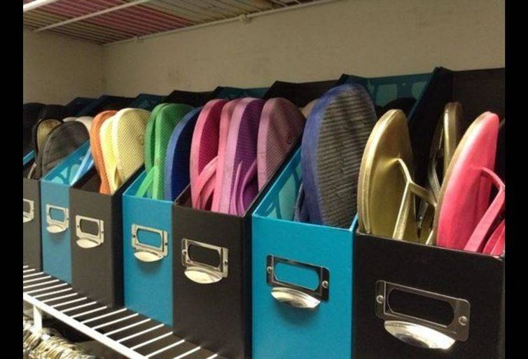 20+ Creative Uses for Magazine Holders to Organize Your Home --> Use old magazine and paper dividers to store flip flops and sandals