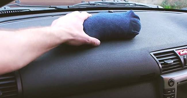 Creative Ideas - How to Stop Car Windows From Steaming Up Using Cat Litter