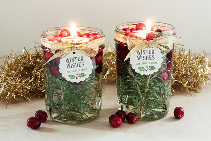 40+ Creative DIY Holiday Candles Projects --> DIY Holiday Floating Candles
