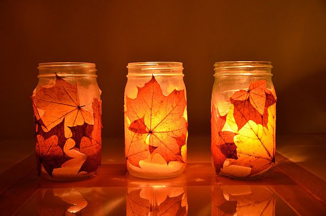 40+ Creative DIY Craft Projects with Fall Leaves --> Autumn Lanterns
