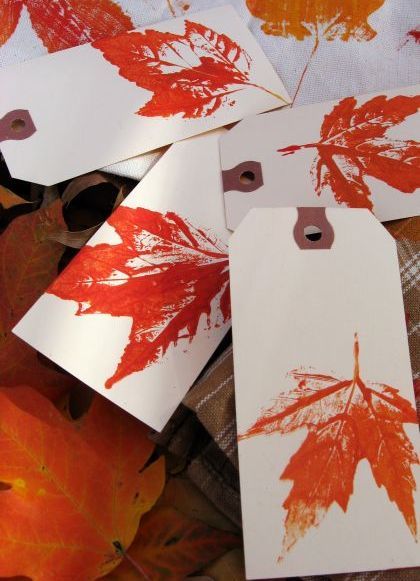 40+ Creative DIY Craft Projects with Fall Leaves --> Leaf Print Gift Tags