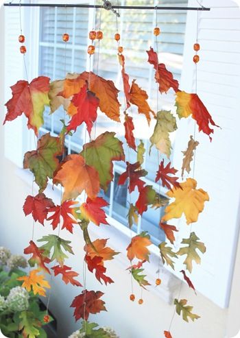 40+ Creative DIY Craft Projects with Fall Leaves --> Autumn Leaves Windcatcher