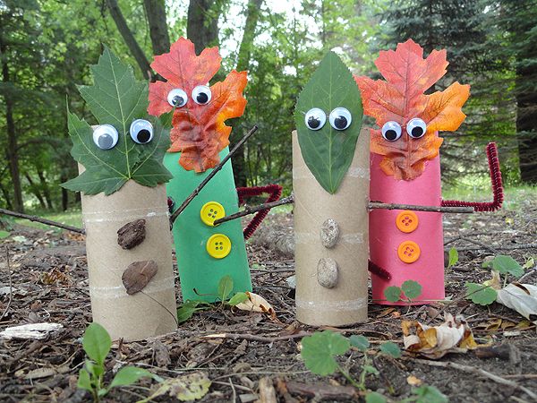 40+ Creative DIY Craft Projects with Fall Leaves --> Leaf People Finger Puppets
