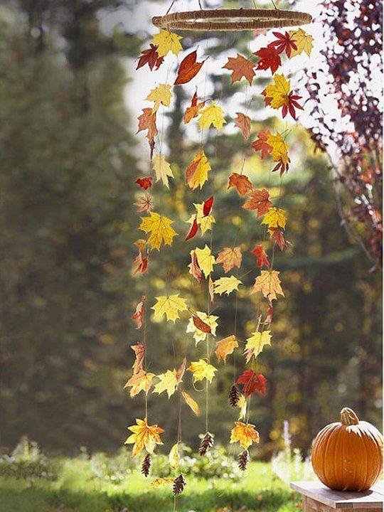 40+ Creative DIY Craft Projects with Fall Leaves --> Fall Leaf Wind Mobile