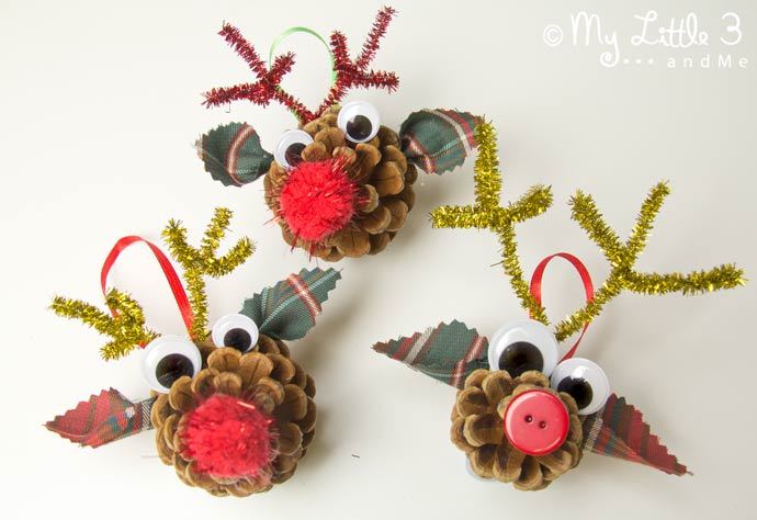 40+ Creative Pinecone Crafts for Your Holiday Decorations --> Pinecone Reindeer Homemade Ornaments