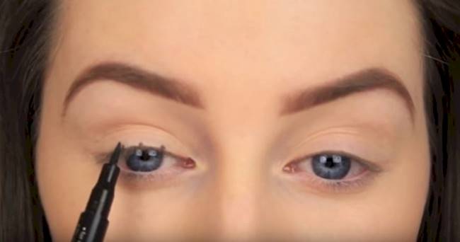 Creative Ideas - DIY How to Make Perfect Winged Eyeliner
