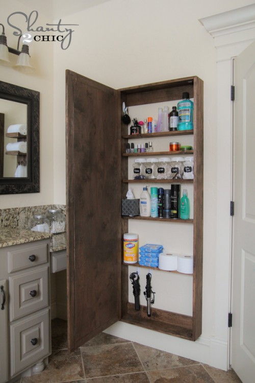 40+ Brilliant DIY Storage and Organization Hacks for Small Bathrooms --> DIY bathroom mirror storage case