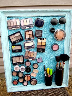 40+ Brilliant DIY Storage and Organization Hacks for Small Bathrooms --> Make a magnet makeup board to keep your makeup organized