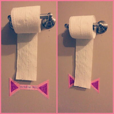 30+ Brilliant Mom Hacks That Will Make Your Life Easier --> Create a visual sign to show the limit and prevent kids from wasting toilet paper.