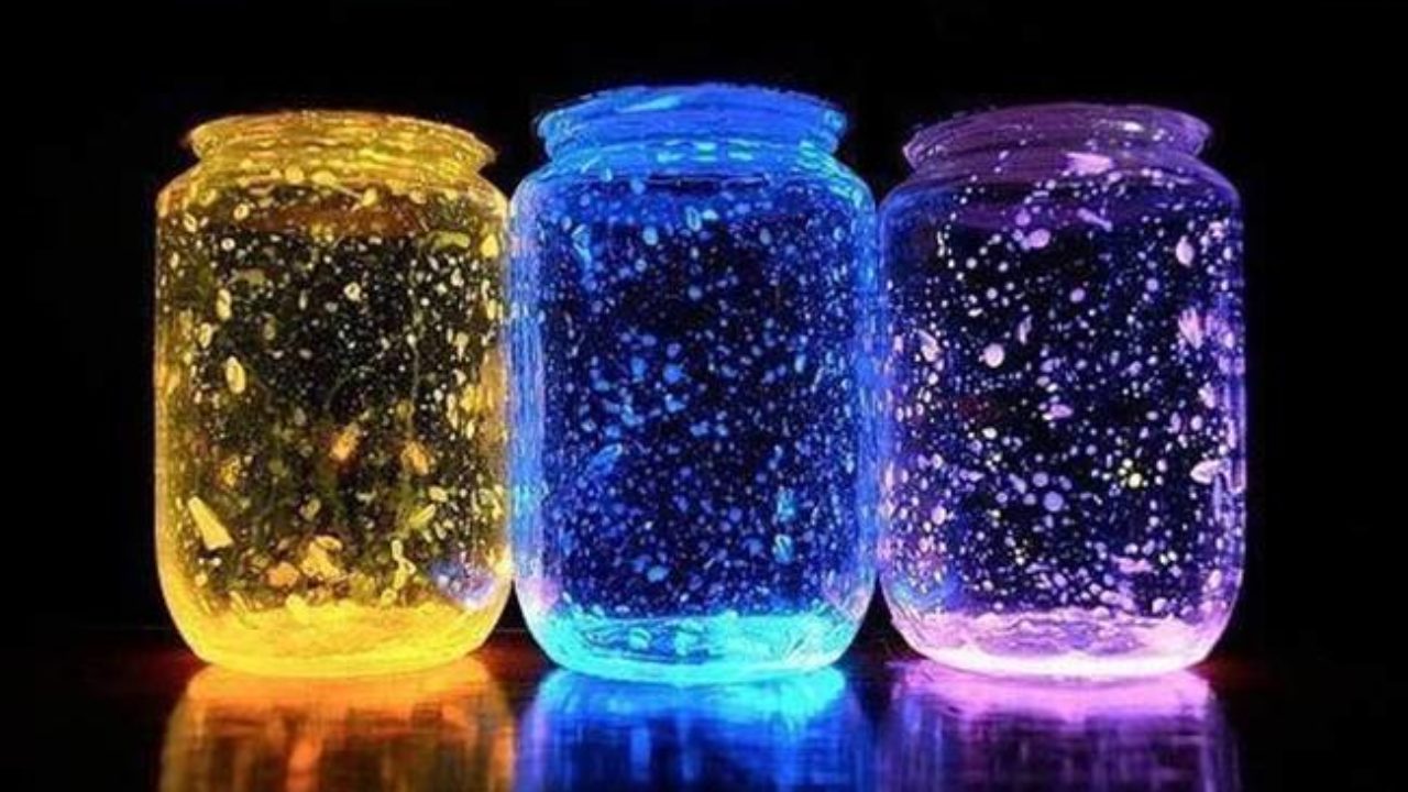 Creative Ideas - DIY Glow Stick Galaxy Glow In The Dark Jars - i Creative  Ideas
