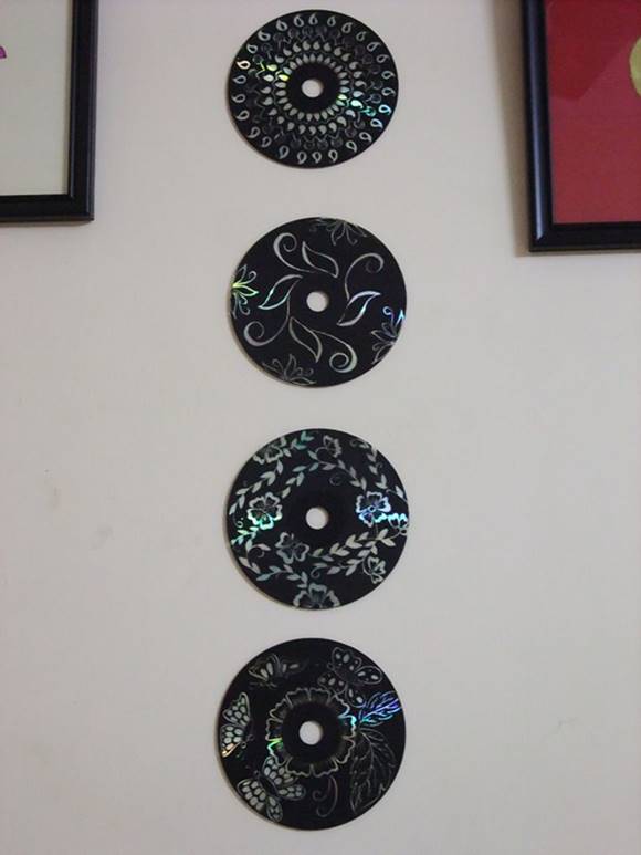 Creative Ideas - DIY Wall Art From Old CDs 4