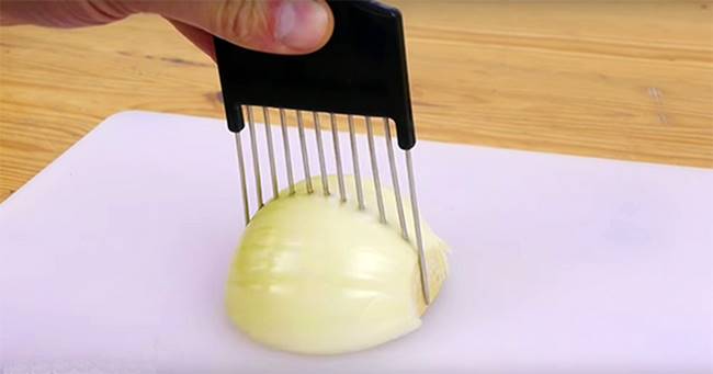 Creative Ideas - How to Cut An Onion Easily Using A Hair Pick
