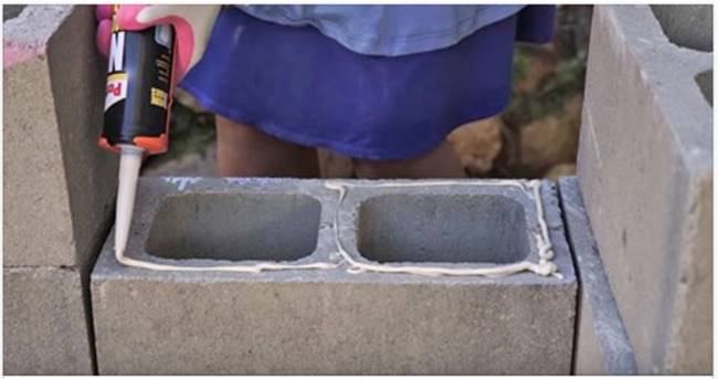 Creative Ideas - DIY Cinder Block Garden Bench