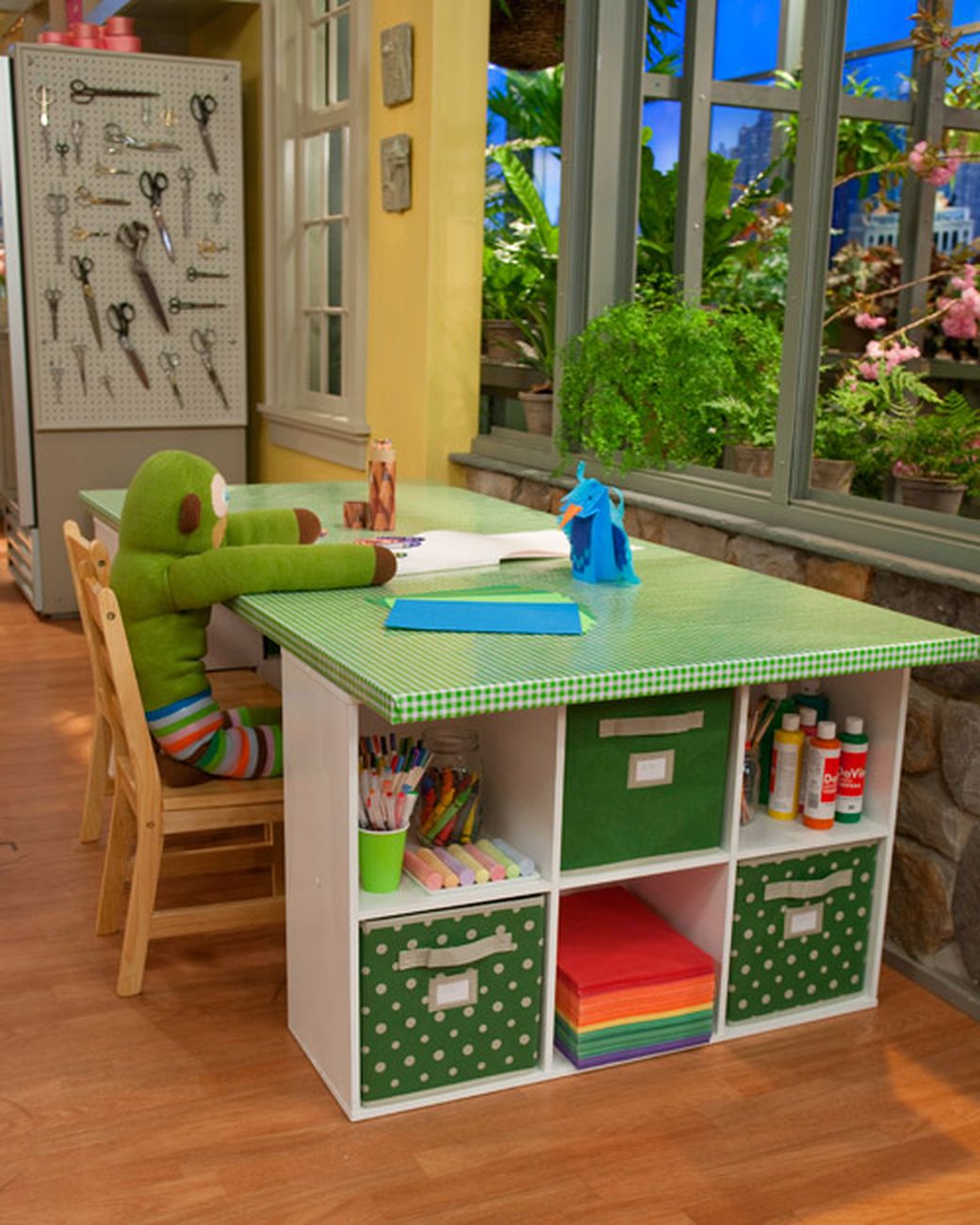 25+ Creative DIY Projects to Make a Craft Table --> Colorful Crafting Table