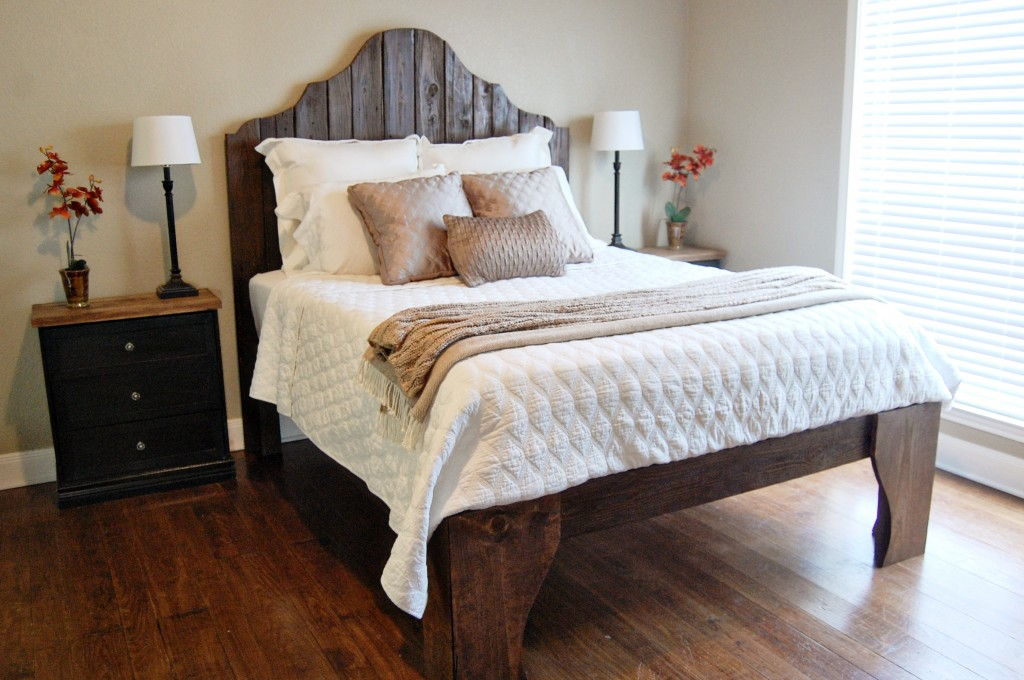 DIY Gorgeous Bed with Reclaimed Wood